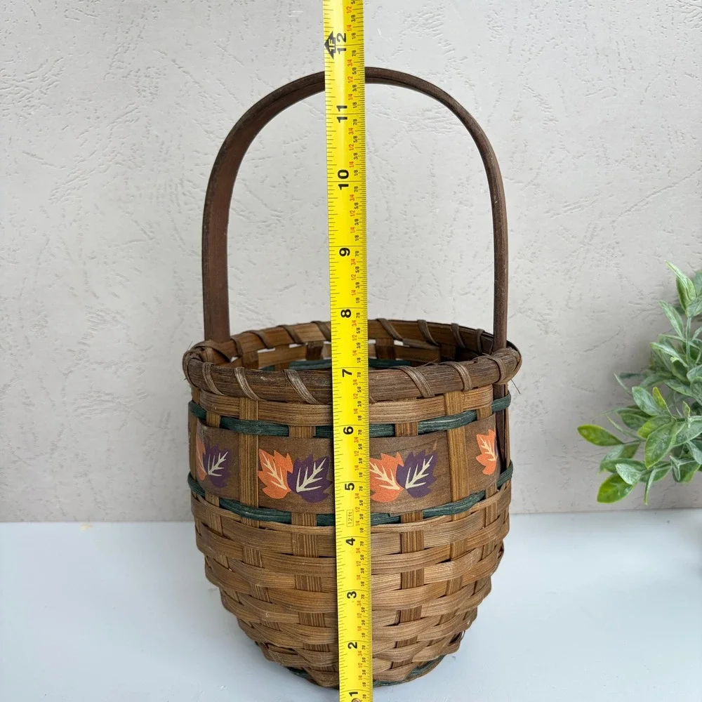 Vintage Style Woven Wood Fall Basket with Autumn Leaf Motif and Handle